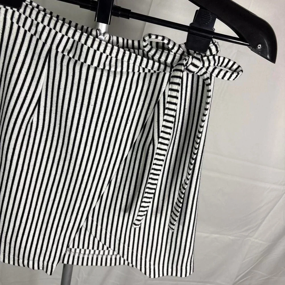 Living Doll White and Black striped skirt